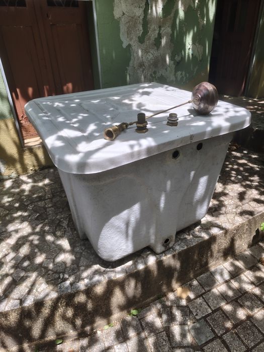 Depósito de água 350L