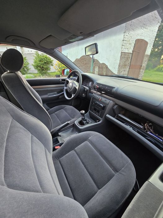 Audi A4 B5 1.6 Benzyna 1999r
