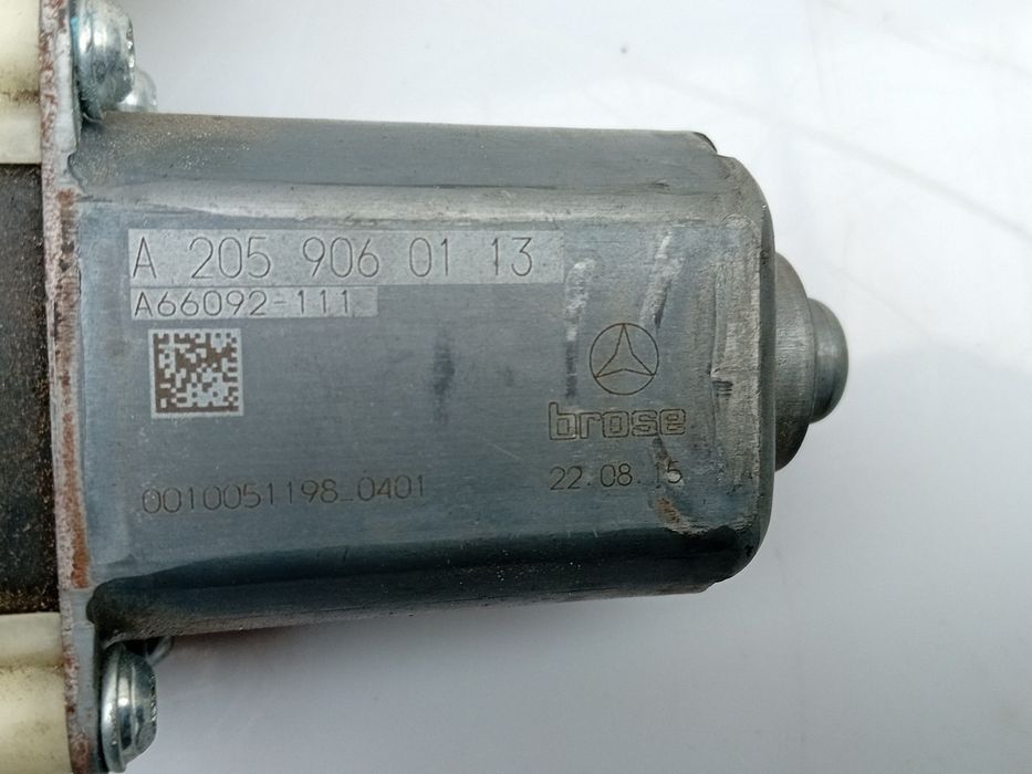 Motor vidro frente direito MERCEDES-BENZ Classe C (W205)