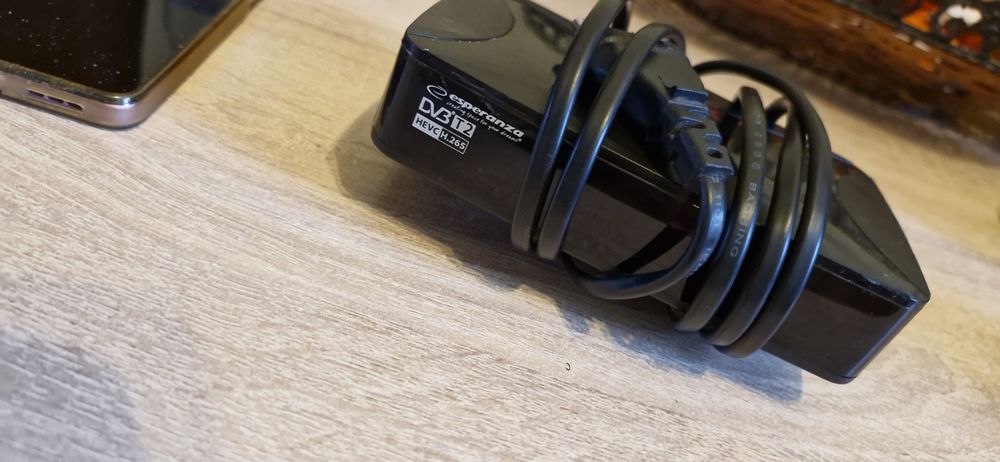 Dekoder naziemny Esperanza dvb-t2 +pilot