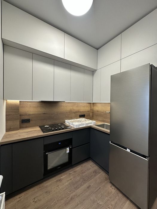 **ЦЕНТР! Перша Оренда 1-К Преміум Класу! Красна Площа