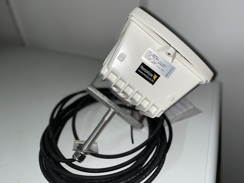 Foco exterior c/ sensor ajust.64387411866370121