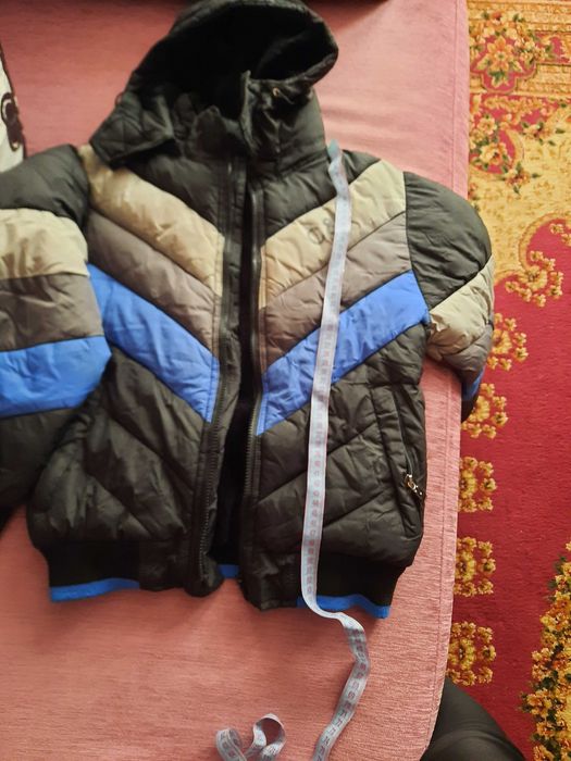 Куртка зимова на ріст 128 см  6-7 років