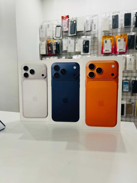 Marriott- Telefon Iphone 17 PRO 256GB kolory Blue Orange Silver