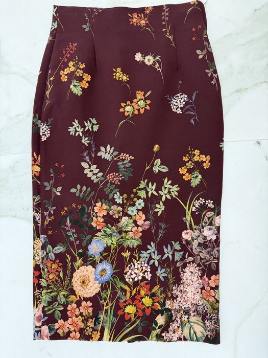 Спідниця zara woman міді бордова з квітковим принтом, s