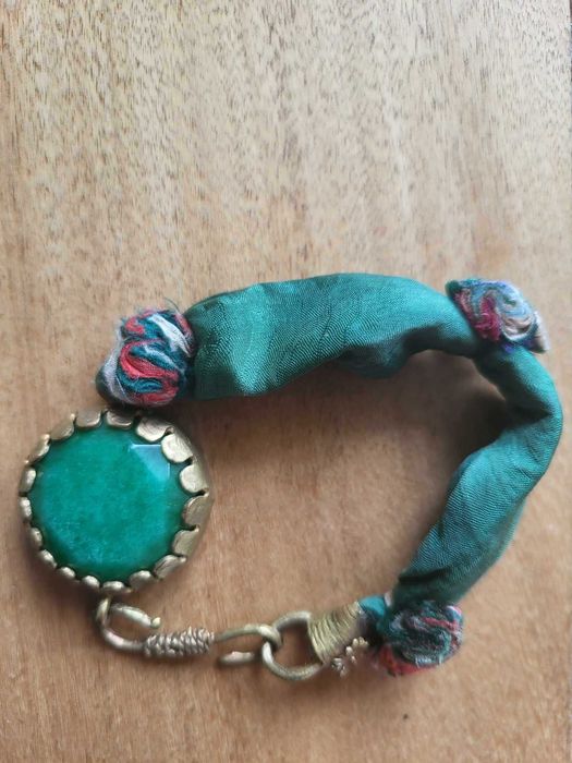 Pulseira Tecido com Pedra