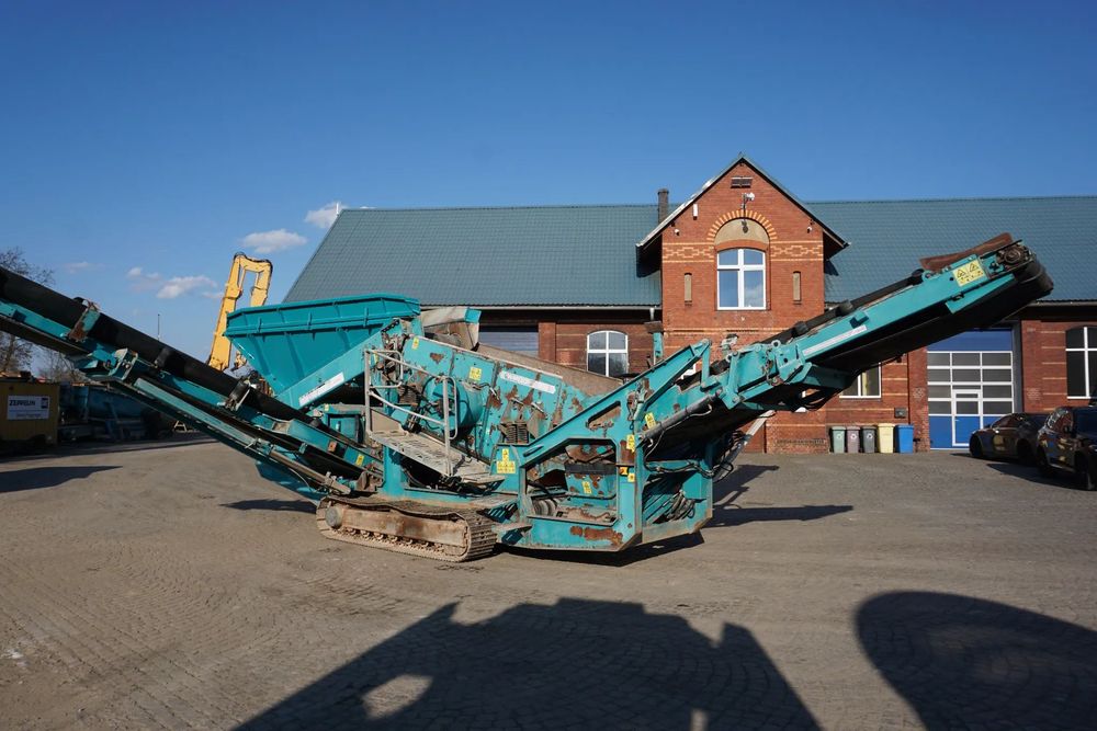 Powerscreen Warrior 800  Przesiewacz Powerscreen Warrior 800, 16700kg, Warrior 600, 1400