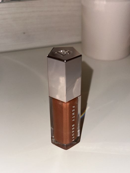 Błyszczyk fenty beauty