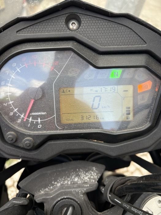 Vendo mota Benelli TRK 502