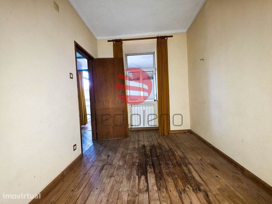 Moradia T7 C/ Garagem