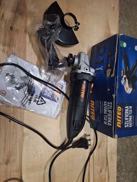 Szlifierka kątowa diax niteo 710w