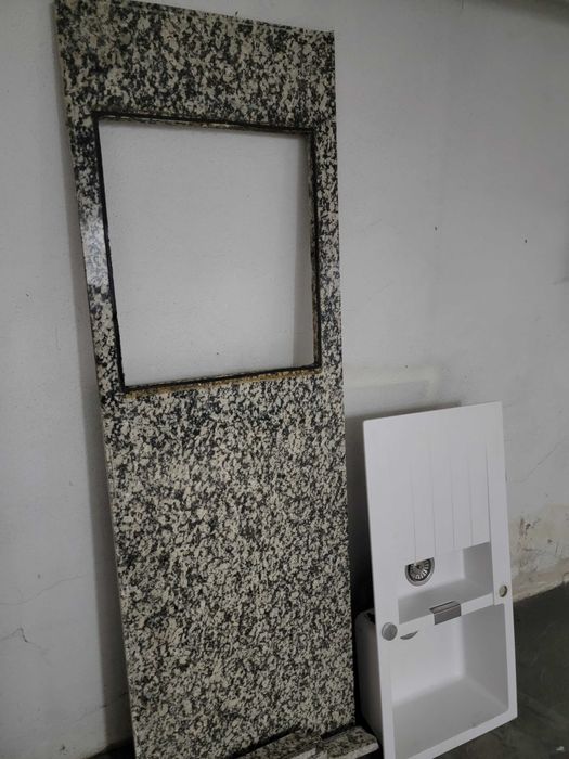 Bancada cozinha em granito rosa monção