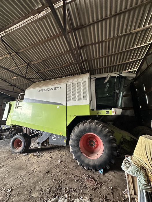 Продам зерноуборочний комбайн  CLAAS MEDION 310