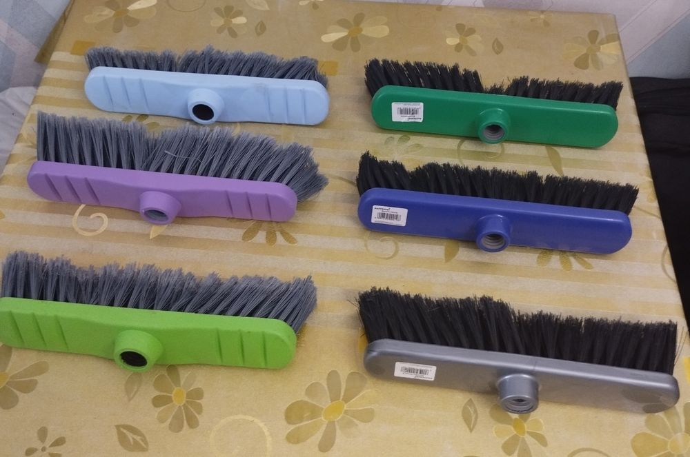 Щетка для подметания пола