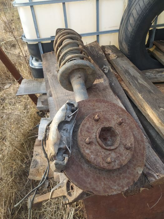 Стоїки передніє Форд скорпіон