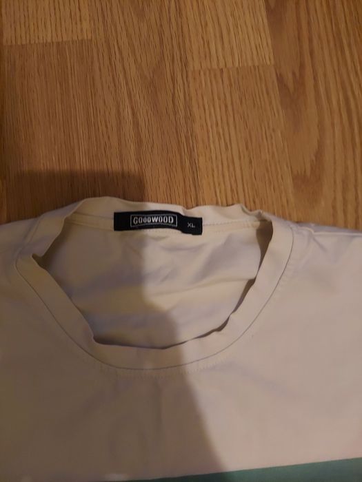 Футболки чоловічі