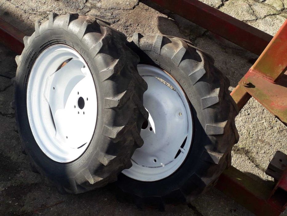 par de rodas motocultivador ou trator articulado