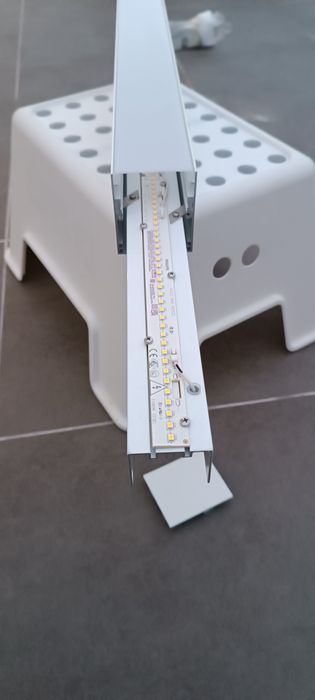 Calha led em perfil de aluminio com 3,4m