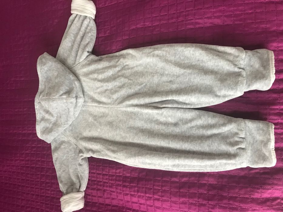 Kombinezon niemowlęcy