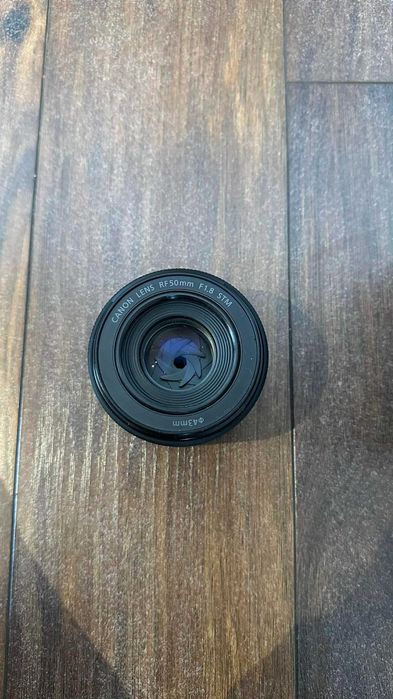 Obiektyw Canon RF 50mm F1,8 STM