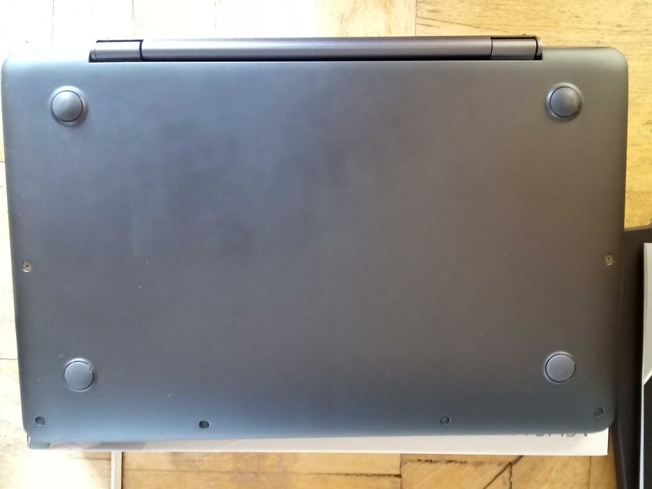 Планшет Asus TF600T + клавіатура