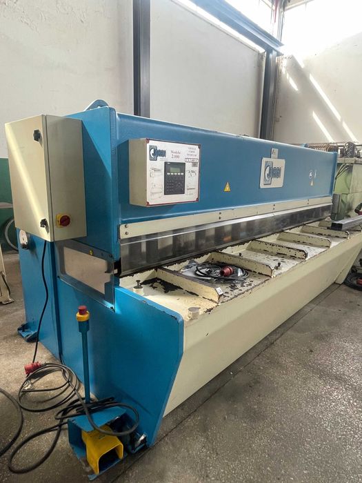 Guilhotina Hidráulica JORDI GH3050 6