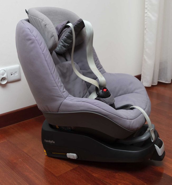 Fotelik samochodowy Maxi-Cosi Pearl 9-18kg + baza FamilyFix isofix