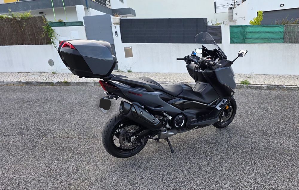 Tmax 560 dx 2021