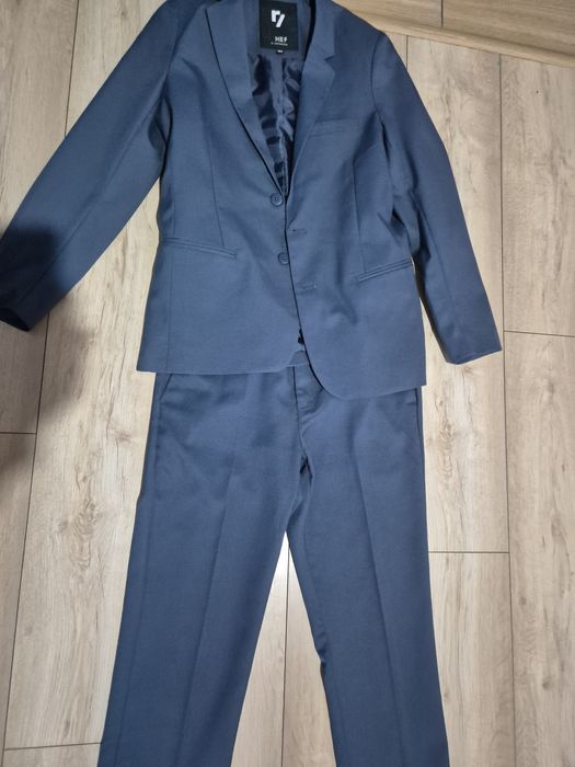 Garnitur chłopięcy Reporter rozm 164 wraz z butami rozm 42