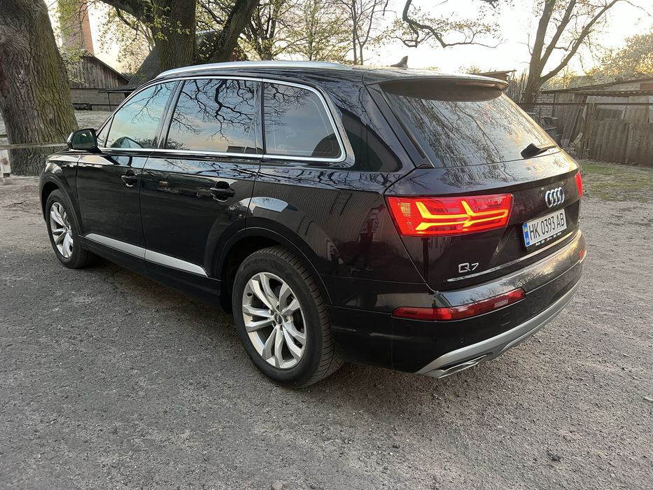 AUDI Q7 3.0 дизель європа