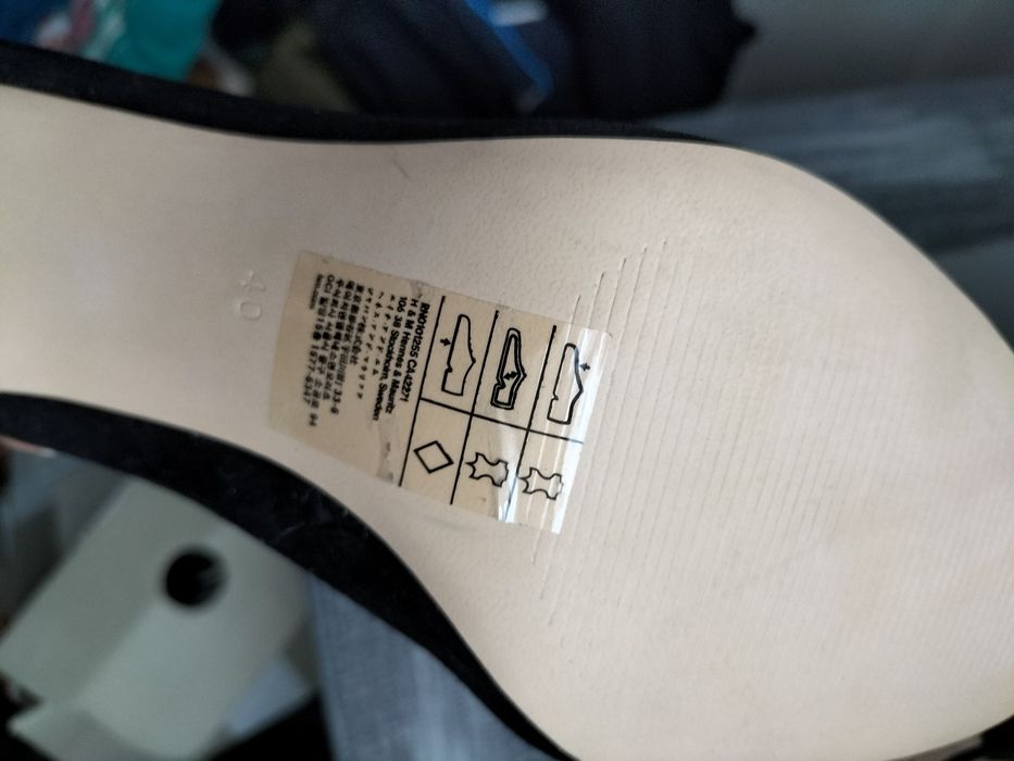 Skórzane zamszowe sandały szpilki za kostkę hm premium