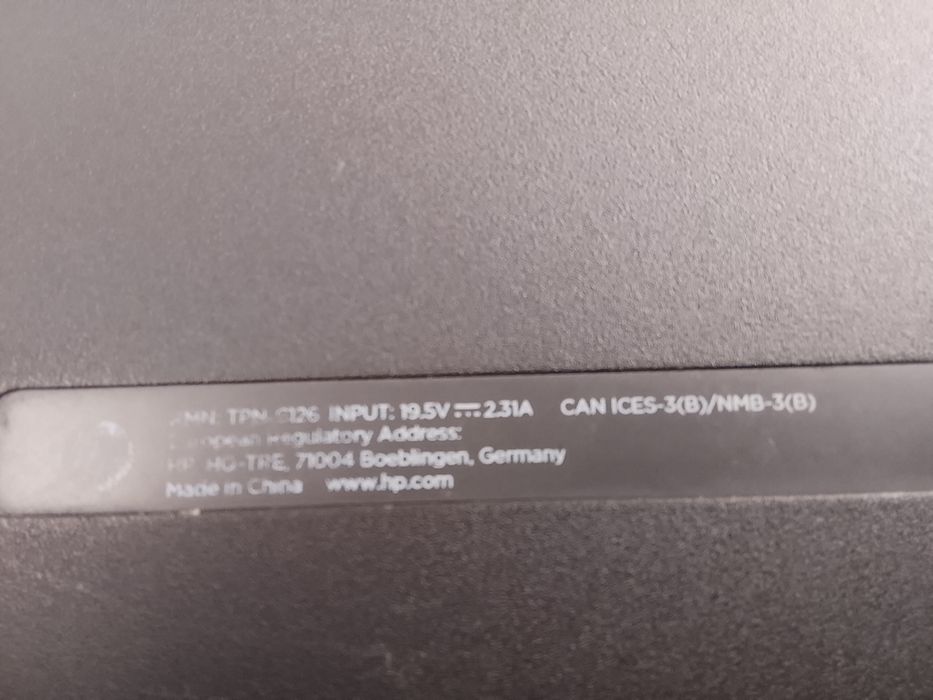 Laptop HP plus torba
