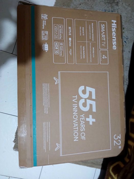 Vendo Smart TV Hisense 32' nova em caixa