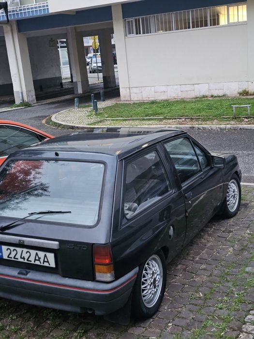 Opel corsa 1.5 td carros