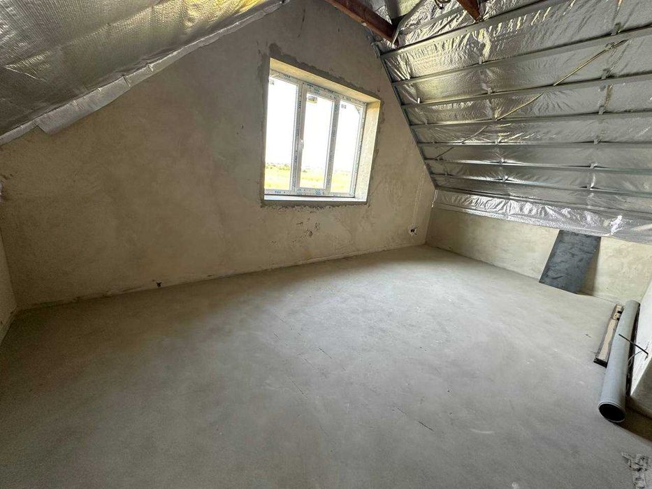 Приватний будинок в приміському селі Чукалівка_M