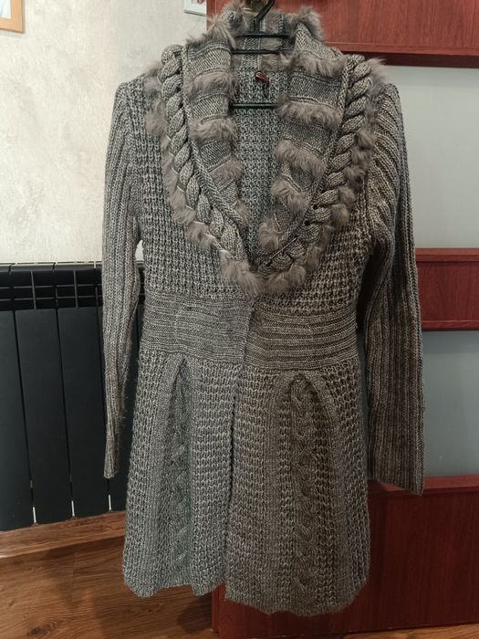 Kardigan a'la wełniany rozm.M