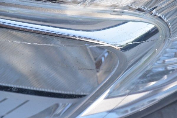 Lampa Lewy Przód OPEL MERIVA B 2010-2013R 13253631 UK