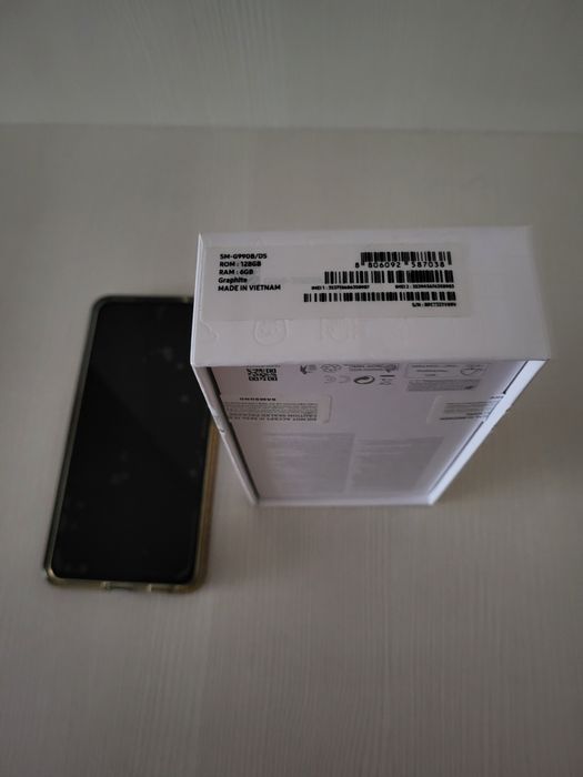 Telefon komórkowy