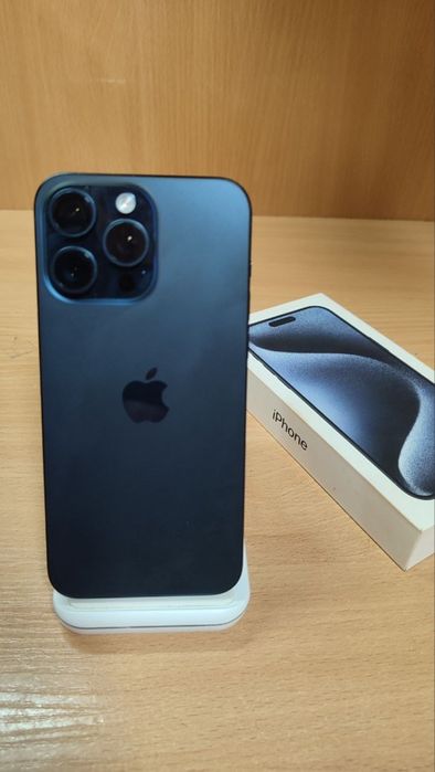 iPhone 15 Pro Max 256GB Blue Titanium. Оригинал, отличное состояние