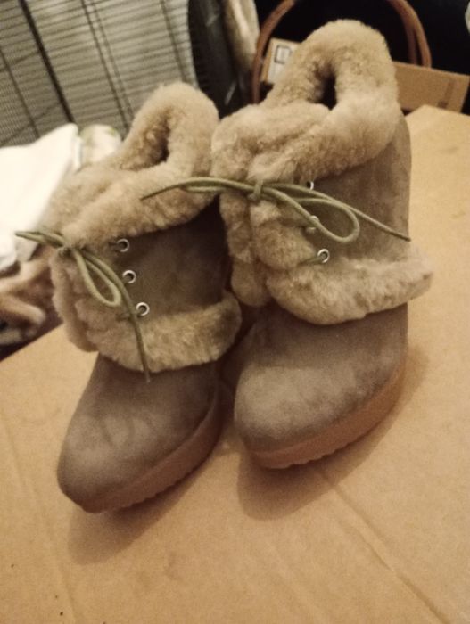 Buty na koturnie piękne