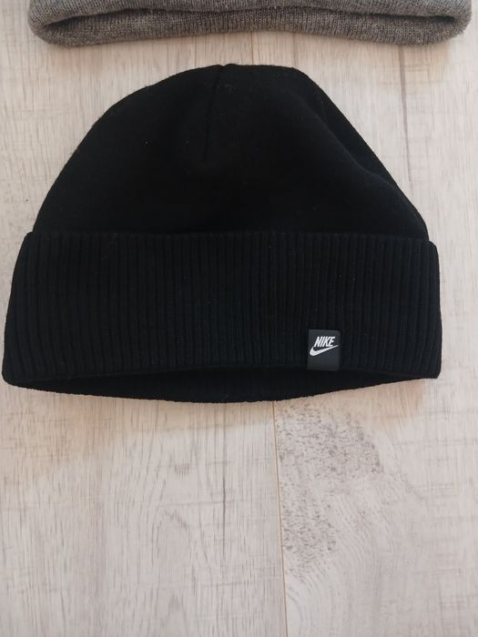 Зимние шапки адидас найк  без дефектів