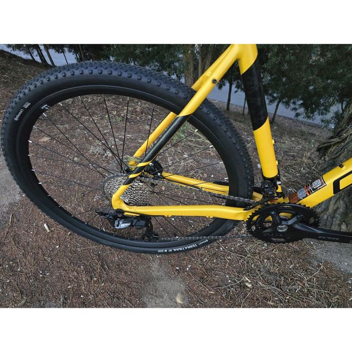 Bicicleta de gravel nova 12x2v
