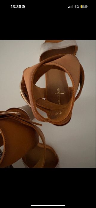 Buty na obcasie Maciejka