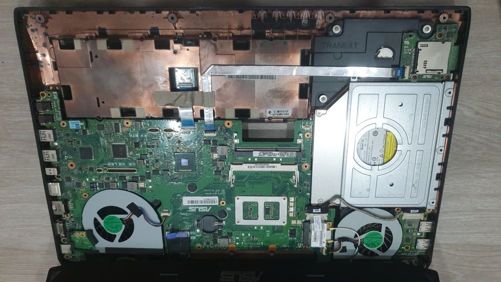 Asus ROG G750Jz (Peças), gtx 880mcompleto sem bateria.64170825467267122