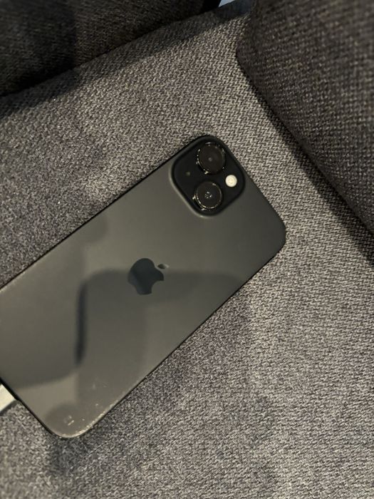 Iphone 15 128gb w pelni sprawny