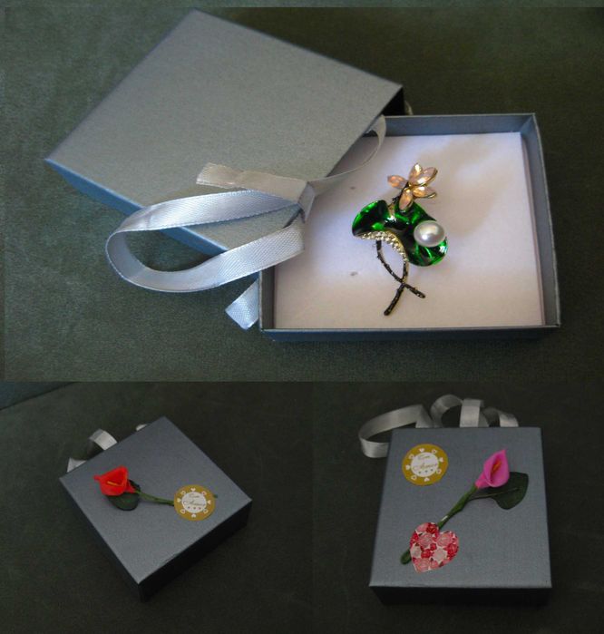 Alfinete / Broche / Pregadeira Flor de Lotus c/ Perola NOVO