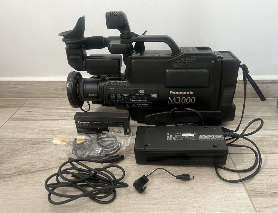 видеокамера Panasonic M 3000