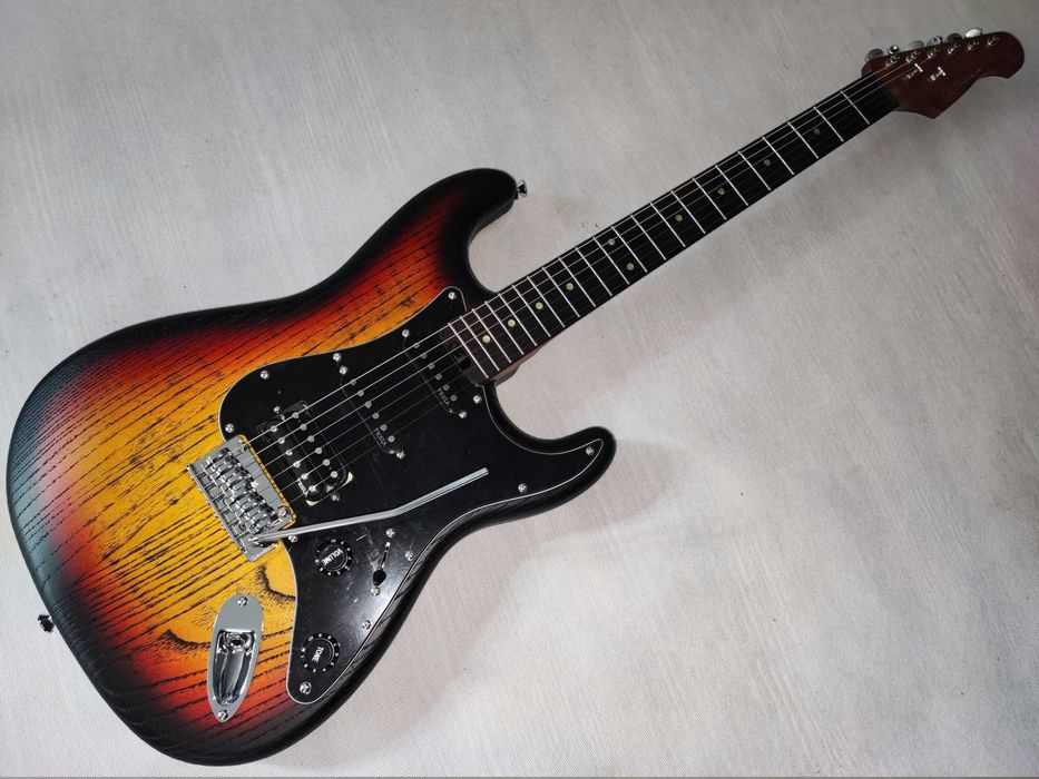 HARLEY BENTON ST-MODERN PLUS HSS SBBL gitara stratocaster - ustawiona