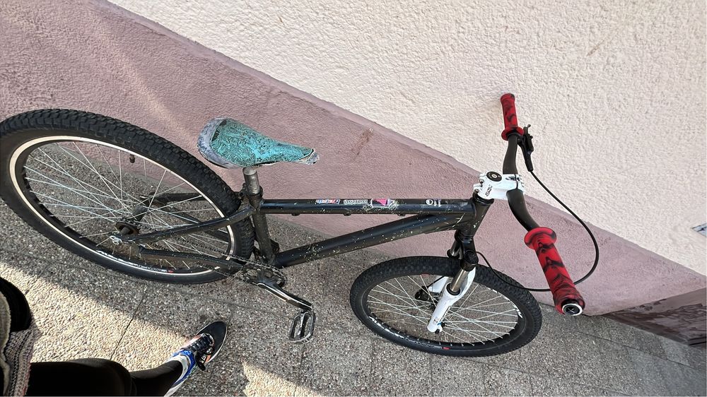 Rower dirt downhill mtb  enduro skatepark