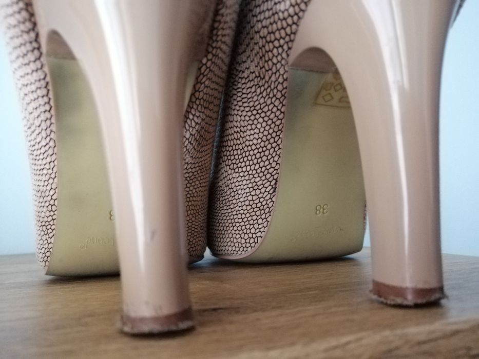 Buty, czólenka szpilki